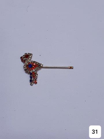 GOLDEN/SILVER 1.5'' LEAF SHAPE DECORATED WITH STONES.