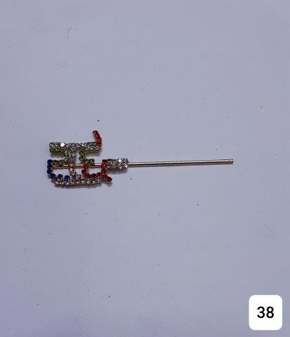 GOLDEN 3''WRITTEN WITH RADHE NAMED WITH VERY SHINY STONES.