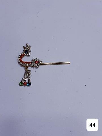 GOLDEN 3''PEACOCK DESIGN DECORETED WITH STONES BANSURI.