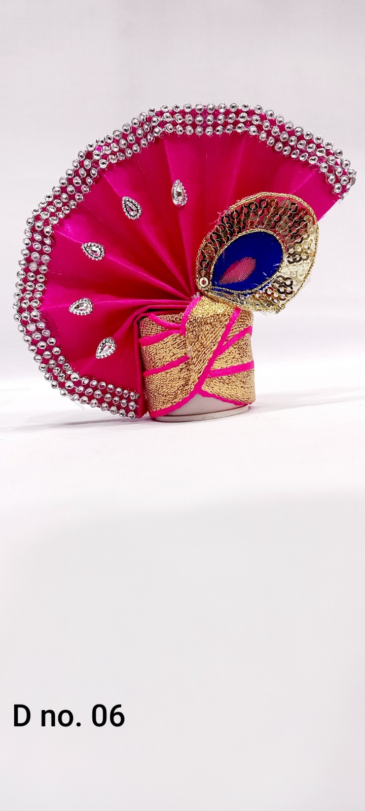 Decorated pagdi with lace and stones